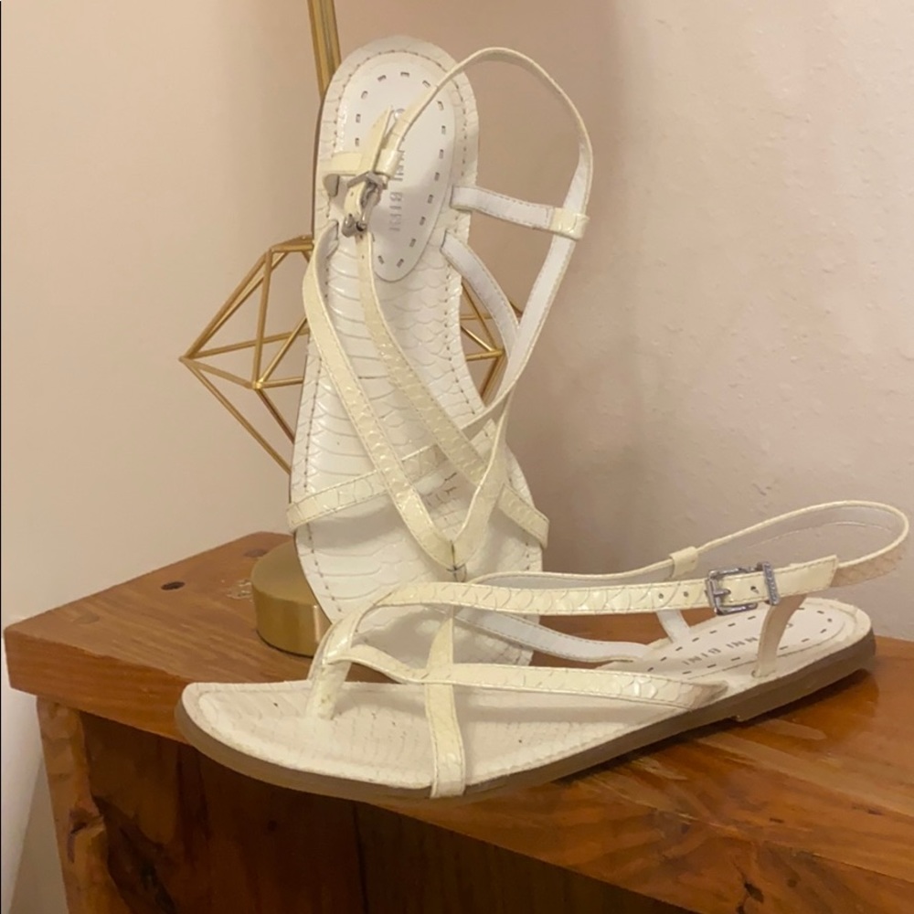 Gianni Bini white gladiator sandals